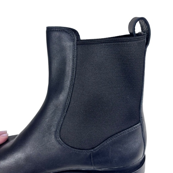 VINCE CECYL BLACK LEATHER PULL ON ANKLE CLASSIC CHELSEA BOOTS - Picture 13 of 15